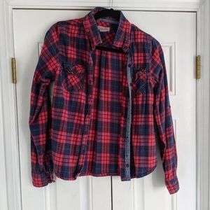 Red & Navy Plaid Flannel Fall 🍁 L